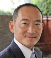 A photo of Xiaohai Shi.