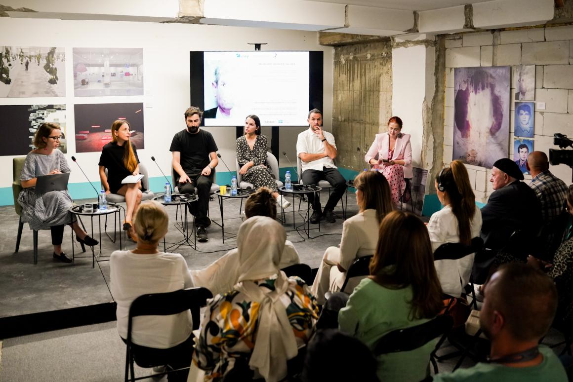 Panel discussion on mssing persons art exhibition in Pristina