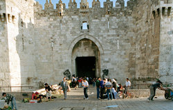 The Damascus Gate_one of the main entrances to the Old City of Jerusalem Photo: UN Photo/John Isaac