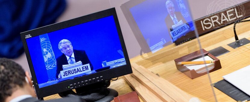 Tor Wennesland (on screen), Special Coordinator for the Middle East Peace Process, briefs the Security Council meeting on the situation in the Middle East, including the Palestinian question. (UN Photo/Manuel Elías - 19 January 2022)